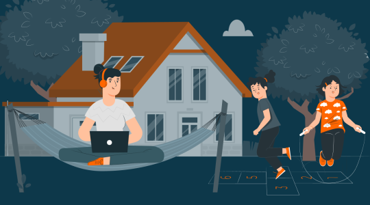 Illustration eines Wohnhauses mit Garten. Im Vordergrund sitzt eine Person mit Kopfhörern und Laptop entspannt in einer Hängematte. Rechts daneben spielen zwei Personen im Garten, eine hüpft Seil und eine bewegt sich auf einem Hüpfspielfeld.