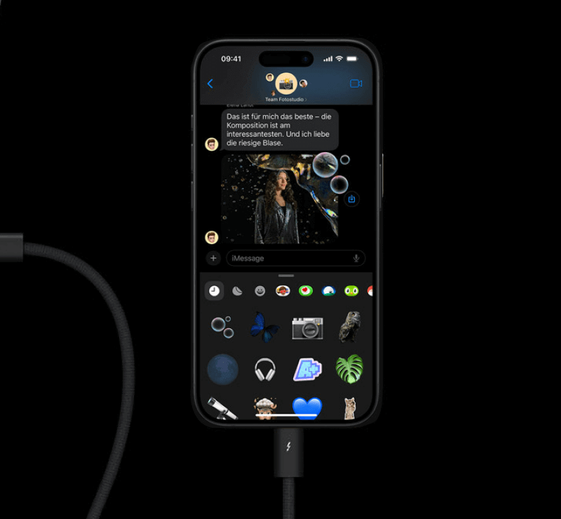 Mit einer Akkuladung gibt das iPhone 15 Pro Max 29 Stunden lang Videos wieder. 