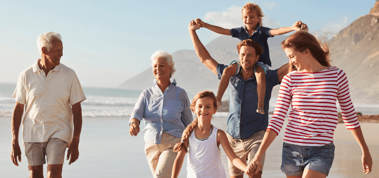 Eine Familie am Strand - so viele Vorteile für die Familie